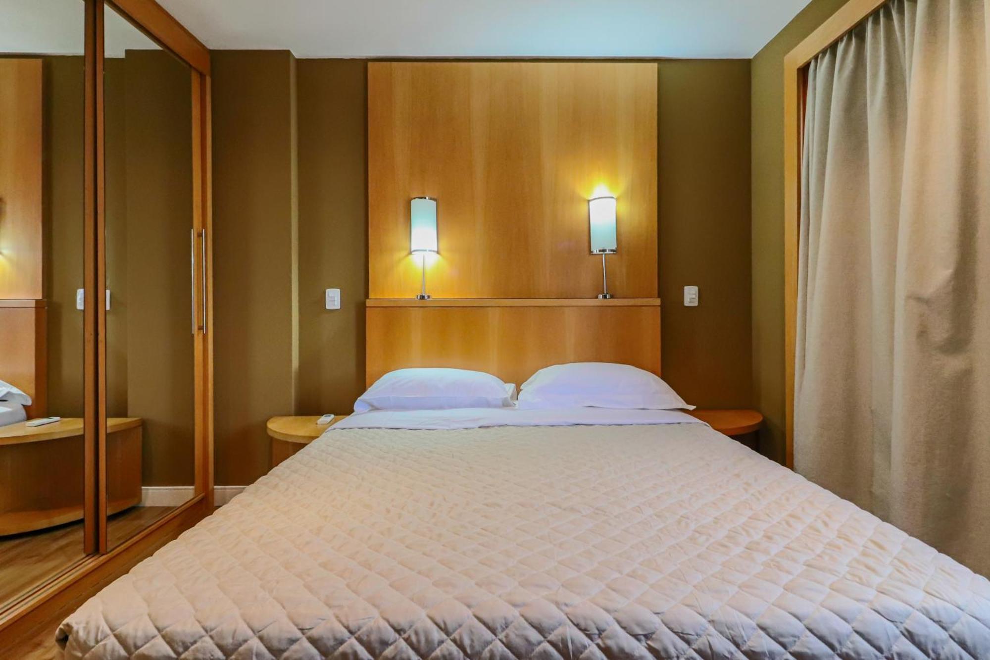 1707 Flat Com Duas Com Servico De No Itaim Bibi! Apartamento São Paulo